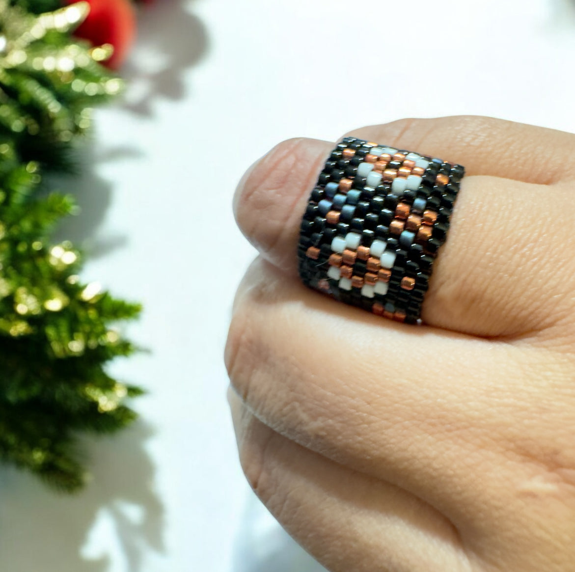 Black Roses beaded Miyuki Ring
