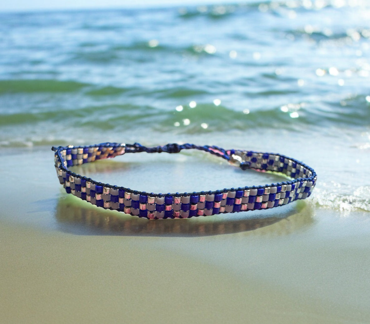 Handmade beaded Bracelet with adjustable macrame