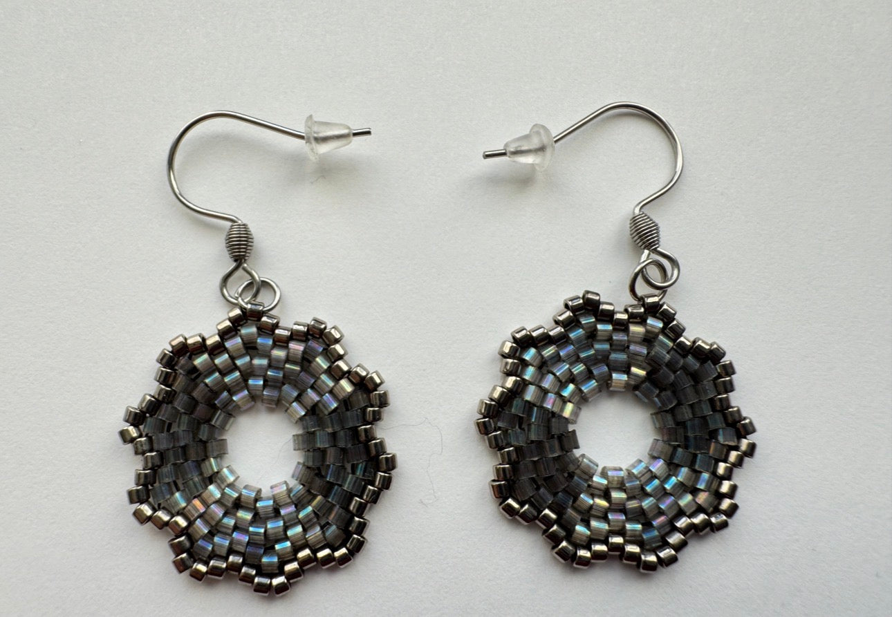 Bright star Miyuki Earrings